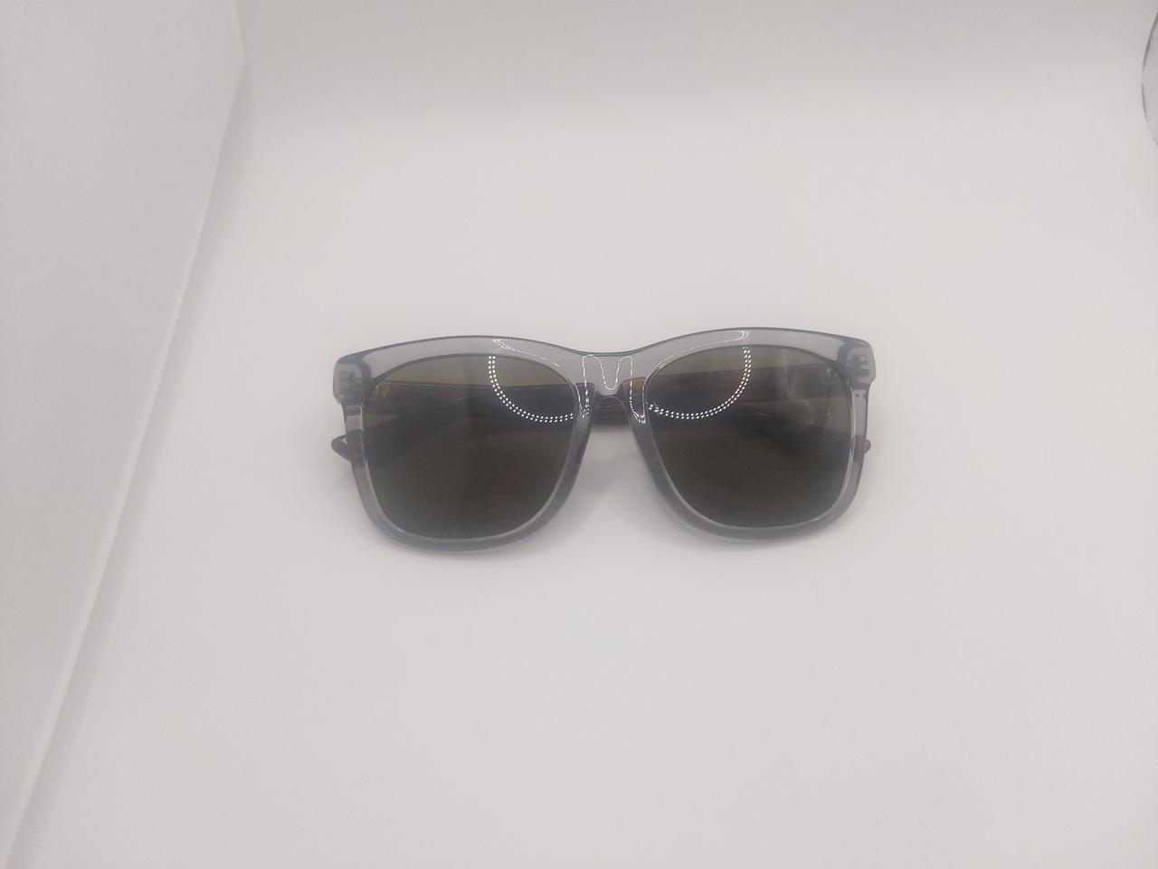 구찌 선글라스 은색간지