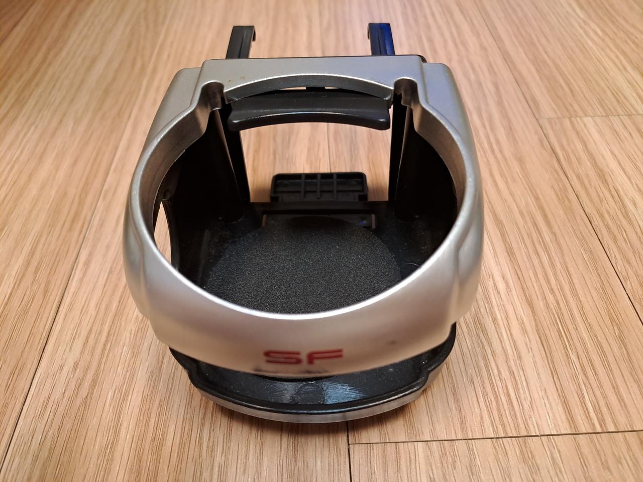 차량 에어컨 음료거치대 컵홀더 팝니다