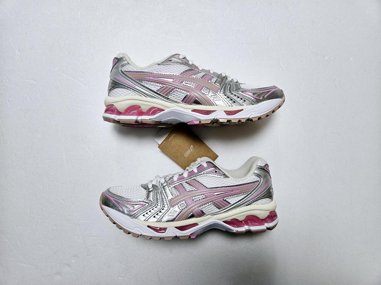 [W235 W240] 아식스 언리미티드 젤 카야노 14 화이트 펀 새상품