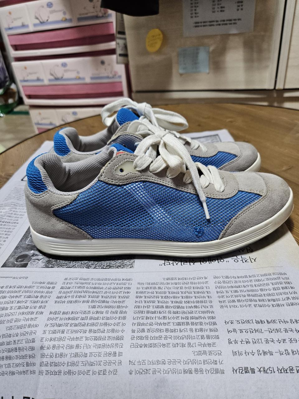 프라다 스웨이드 메쉬 로우탑 블루