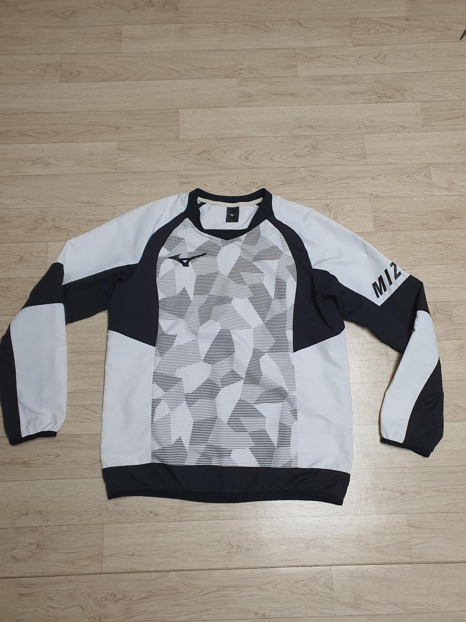 100 미즈노 봄가을 스포츠 티셔츠 남100사이즈 좋아요