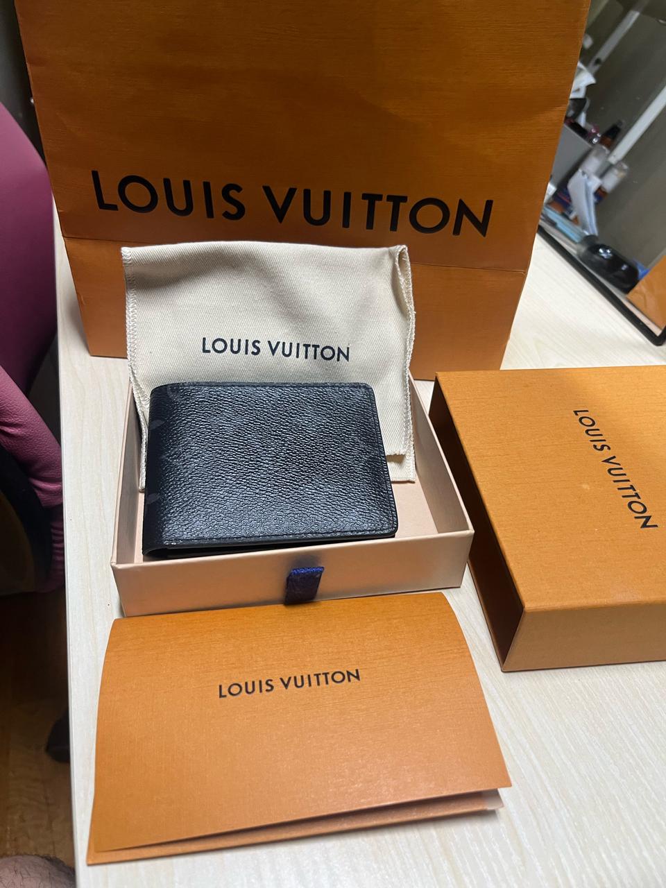 루이비통 반지갑 판매합니다