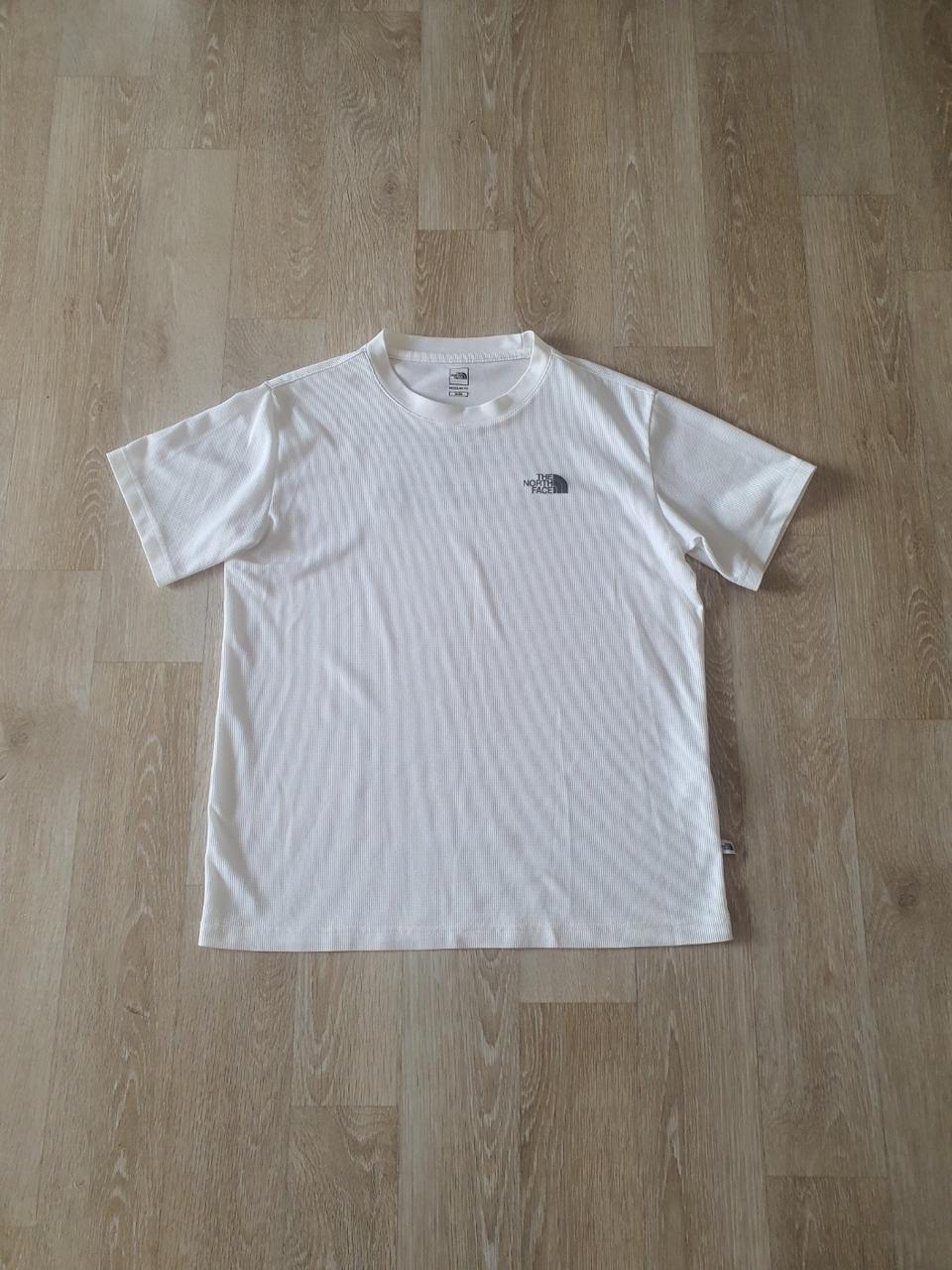 노스페이스 화이트 티셔츠 남95