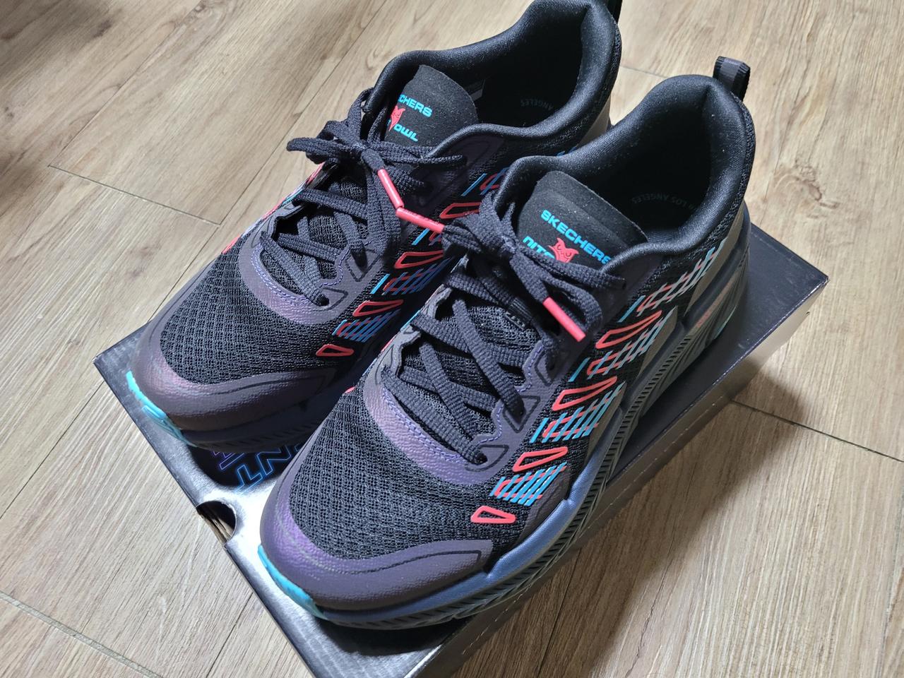 스케쳐스 맥스 쿠셔닝 프리미어 2.0