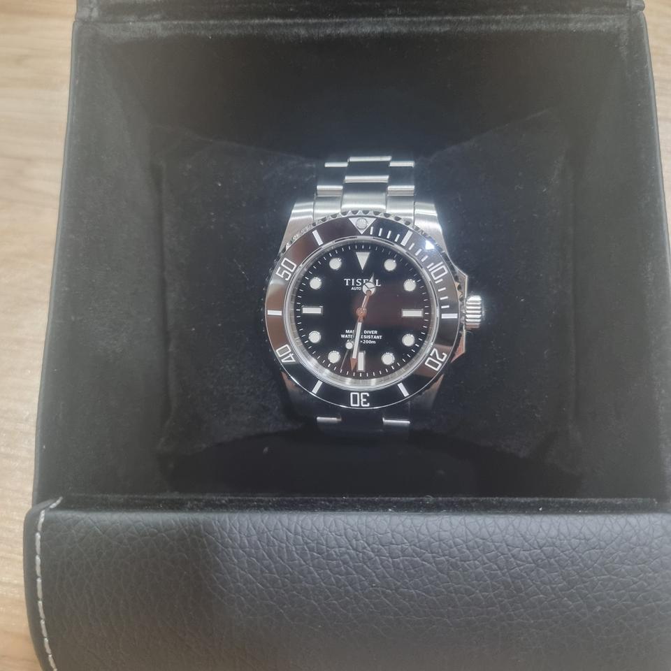 마지막인하) 티셀 마린다이버 논데이트 판매합니다.