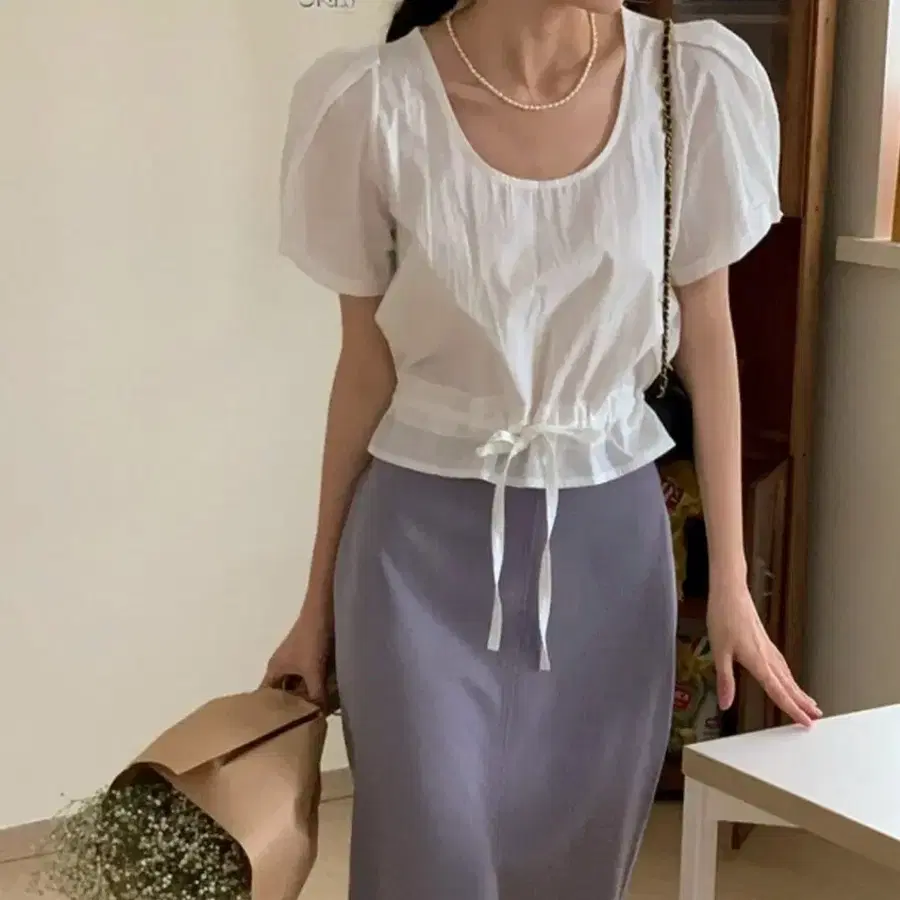 퍼프소매 스트링 U넥 핑크 블라우스