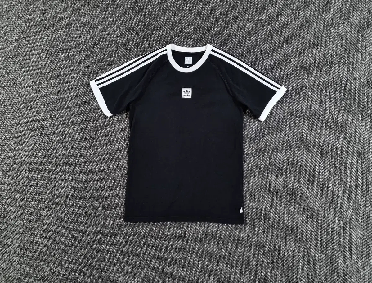 아디다스 삼선 반팔티셔츠 링거티 Adidas