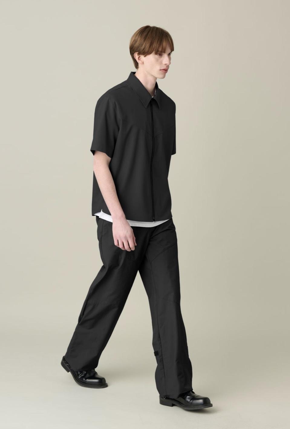 지플리시 비조 절개디테일 멀티 허리밴딩 하이프 팬츠 (블랙)