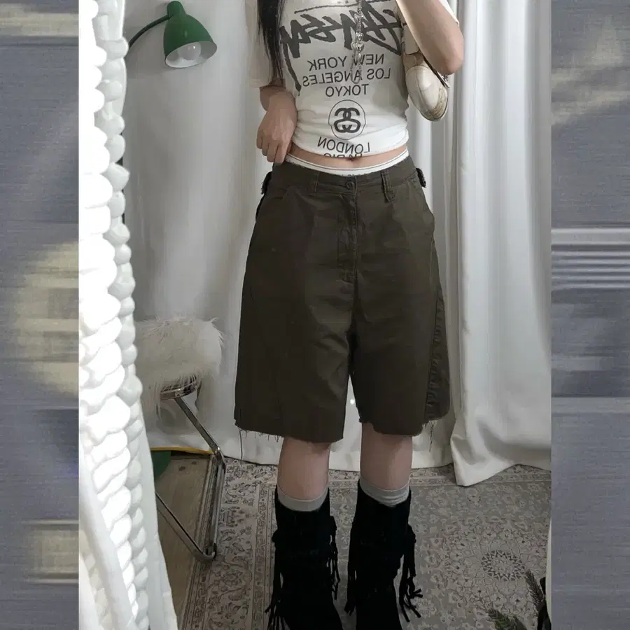카키 유니크 카고 버뮤다 팬츠