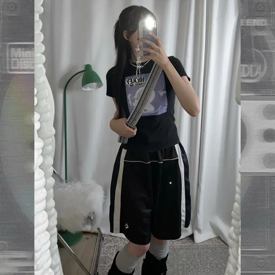 미키마우스 블랙 반팔 티셔츠