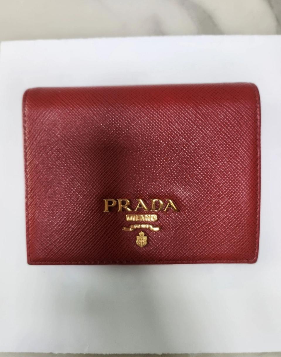 프라다 반지갑