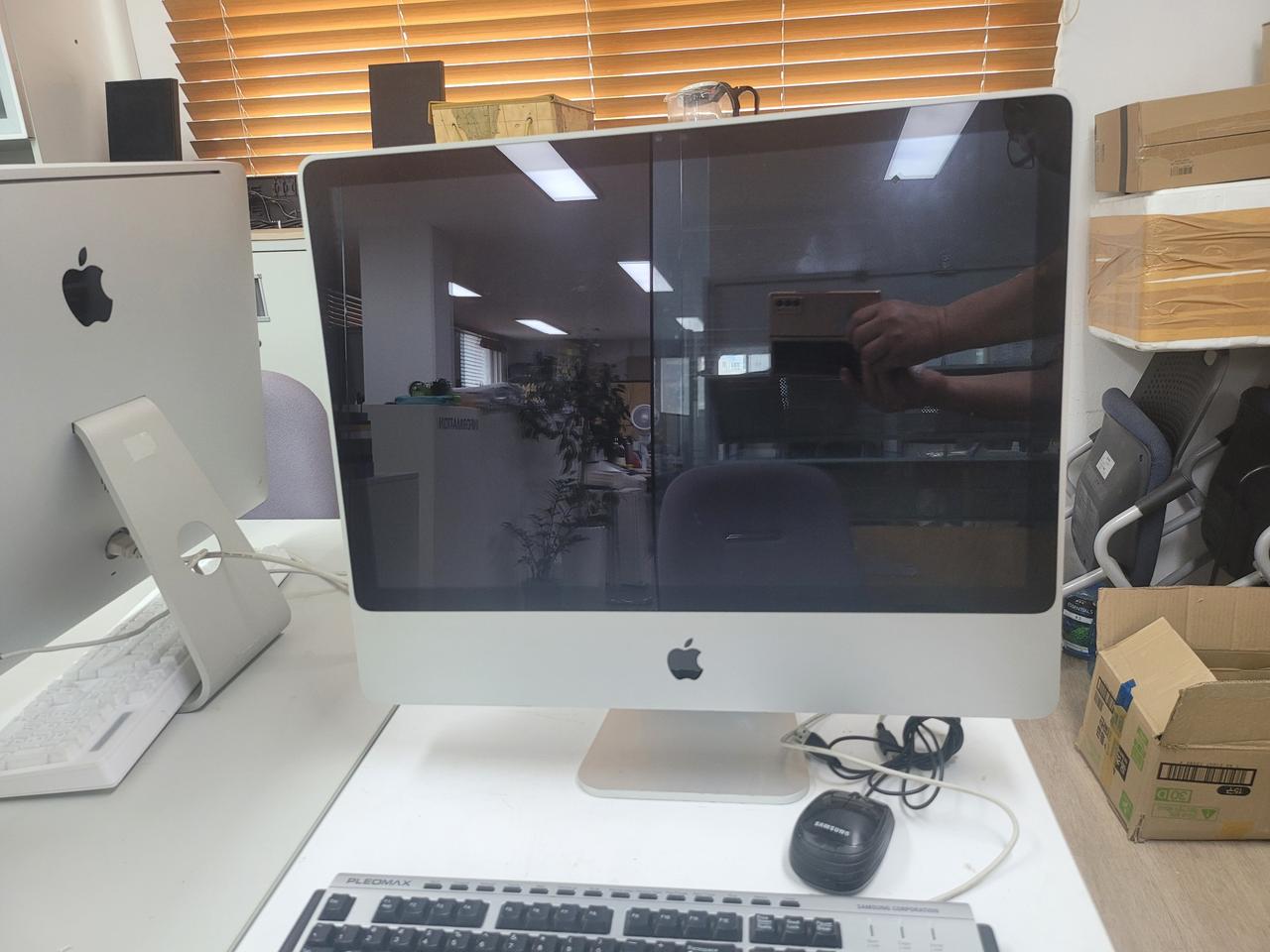 아이맥24인치 imac 2007년 부품용판매 전원스위치고장