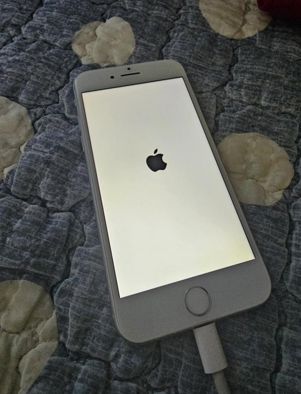 아이폰 8 팝니다