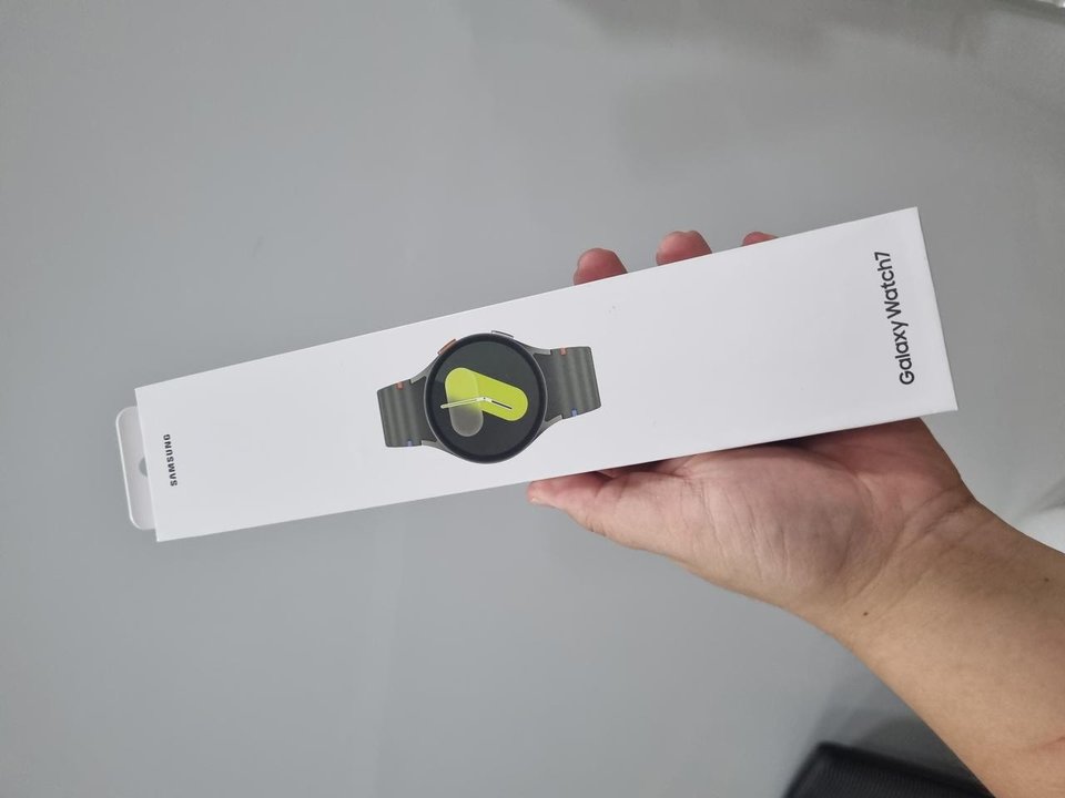 갤럭시 워치7 그린 44mm 새제품 팔아요~