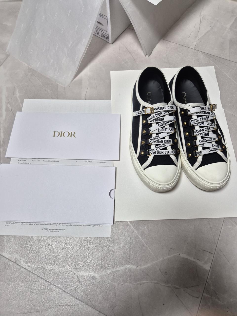 디올 캔버스 스니커즈
