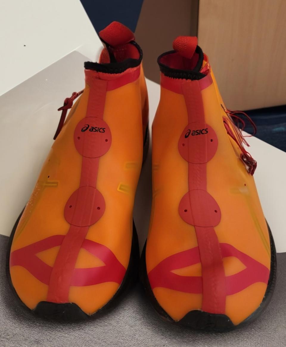 아식스 x 비비안 웨스트우드 젤 카야노 27 LTX 판매합니다