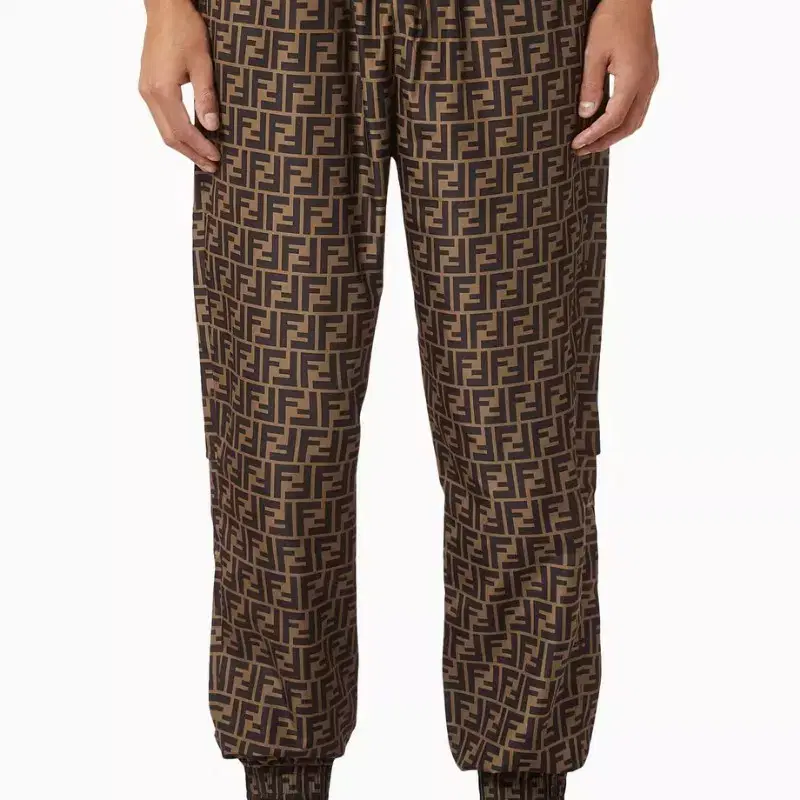 (50 / 34인치정도) 펜디 FF로고 트랙팬츠