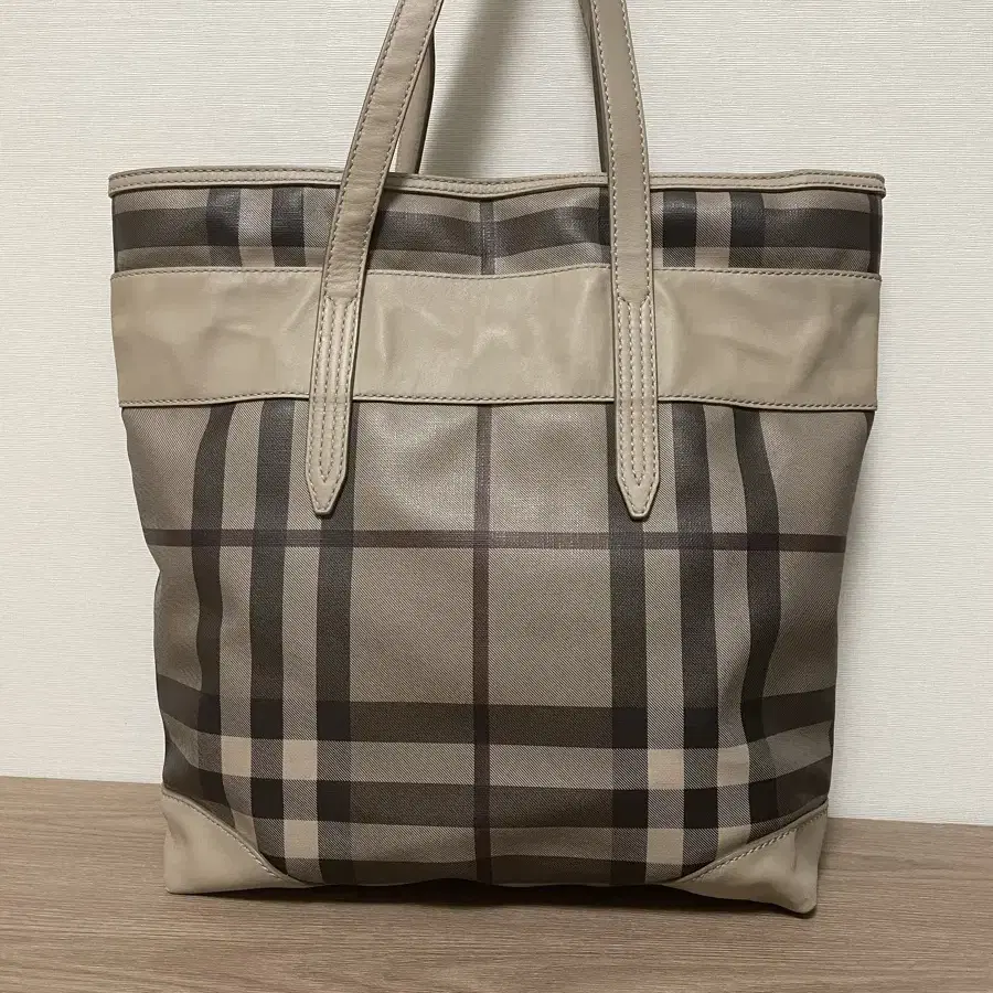 정품 버버리 숄더백