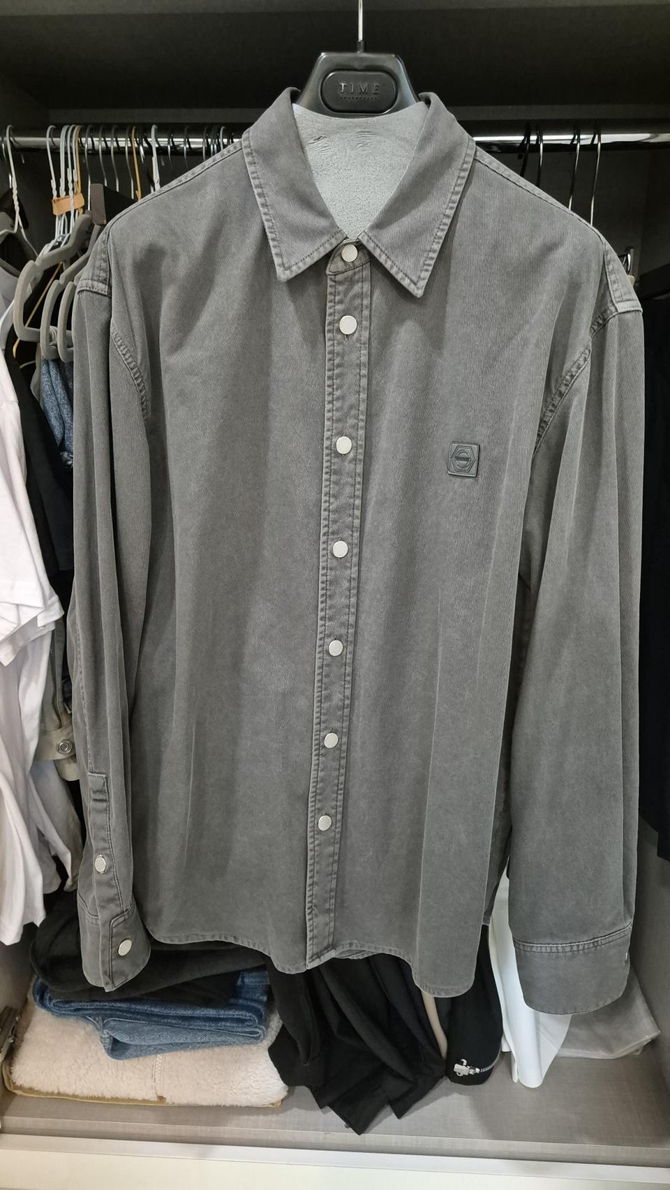 솔리드옴므 백로고셔츠자켓