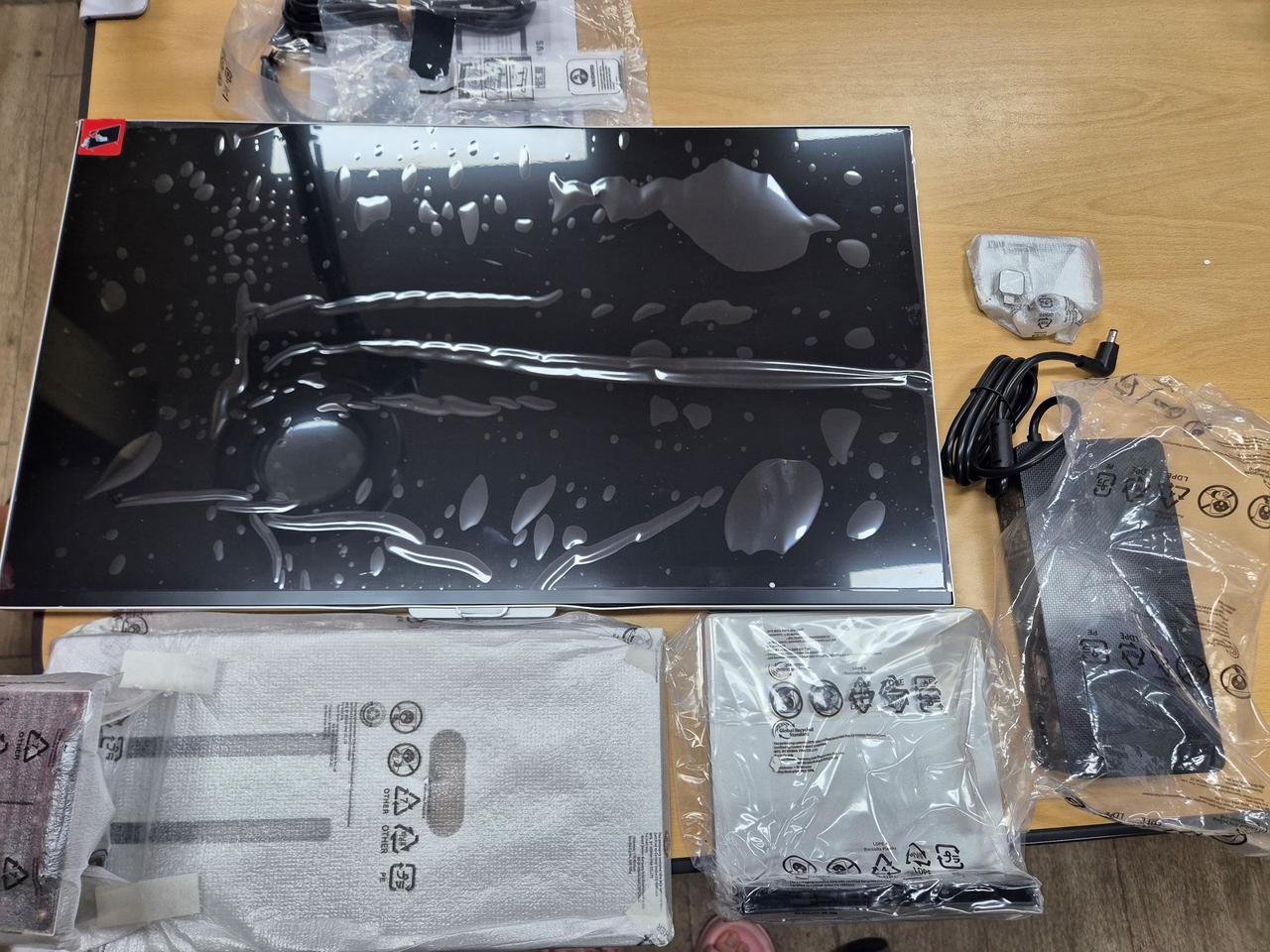 삼성 모니터 27인치 뷰피니티 S9 (전문가용)