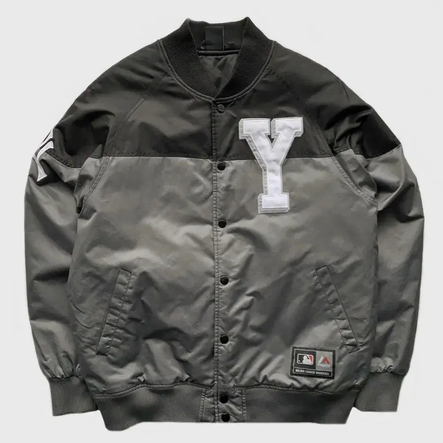 Majestic 마제스틱 양키즈 스타디움자켓 L