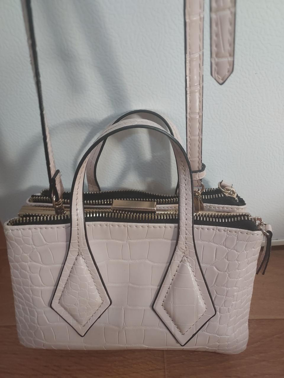 자라 미니 크로스백