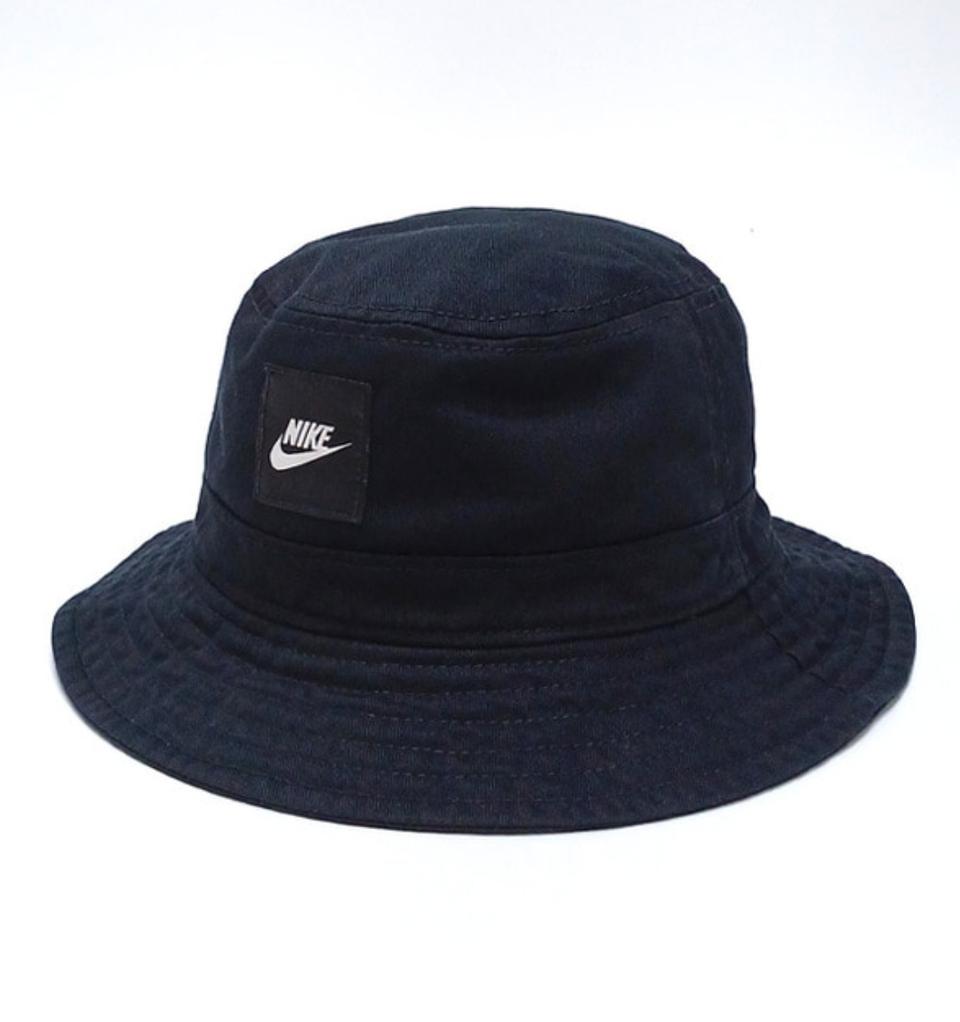 나이키 포추라  코어 버캣햇  55-56