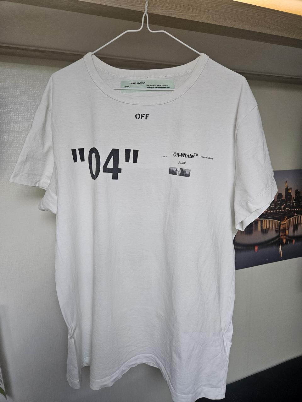 100~105 오프화이트 국내매장정품 화이트 반팔티셔츠