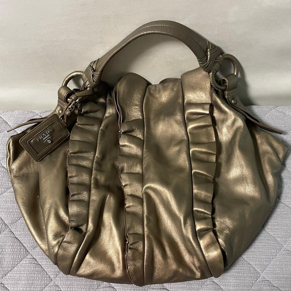 프라다 토트백 카키