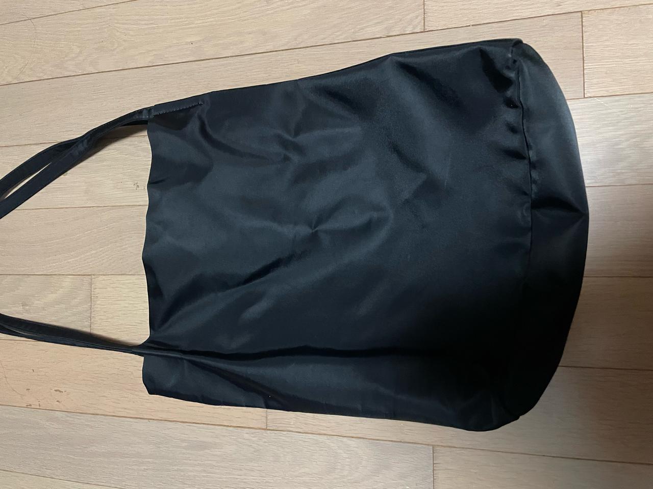 아이띵소 니트백