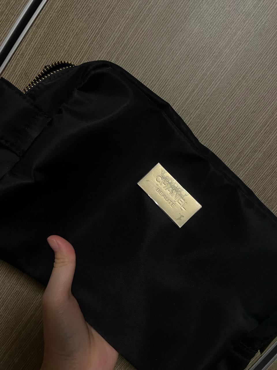 샤네뷰티 투웨이 파우치 샤넬파우치