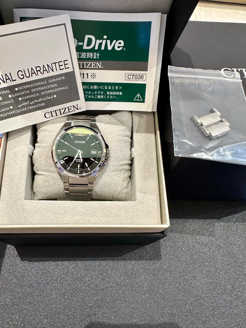 시티즌 아테사 풀 티타늄 자라츠 연마 에코&라디오컨트롤 팝니다.