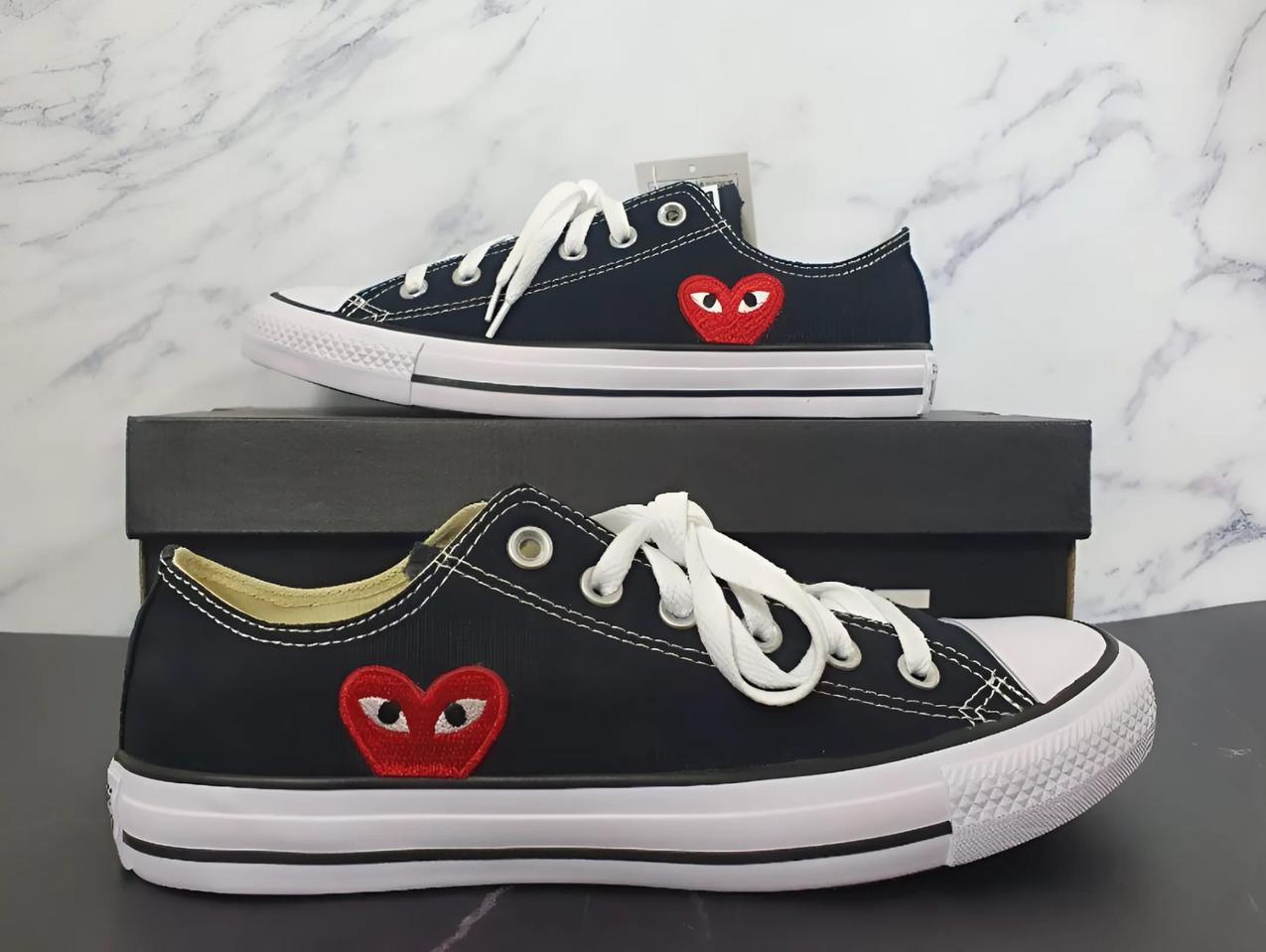 꼼데가르송 켄버스 스니커즈 230mm