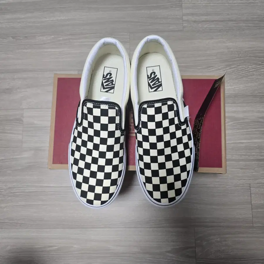 새상품)반스 체커보드 플랫폼 슬립온 270