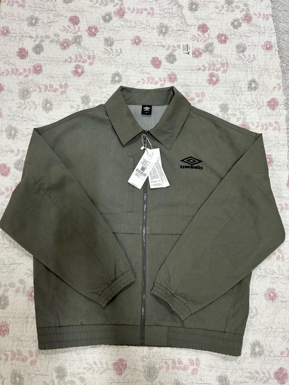 엄브로 남자100 자켓