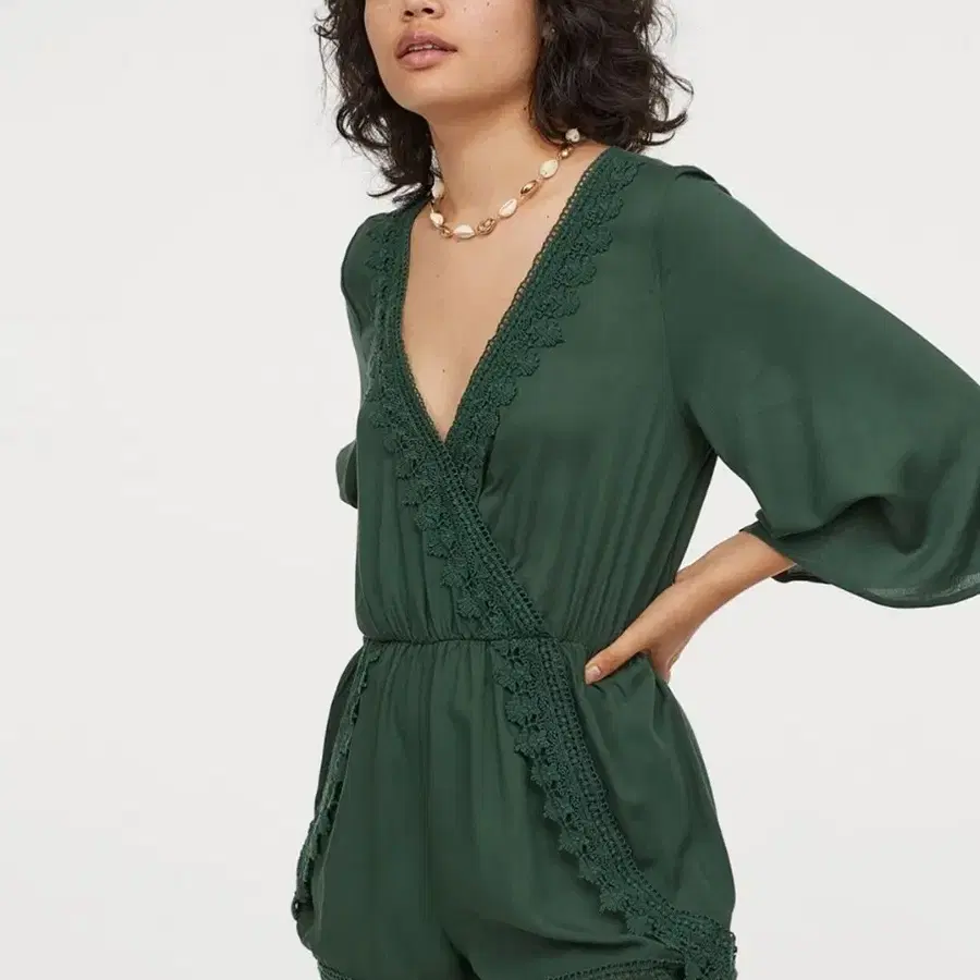 H&M 그린 레이스 점프수트 36사이즈