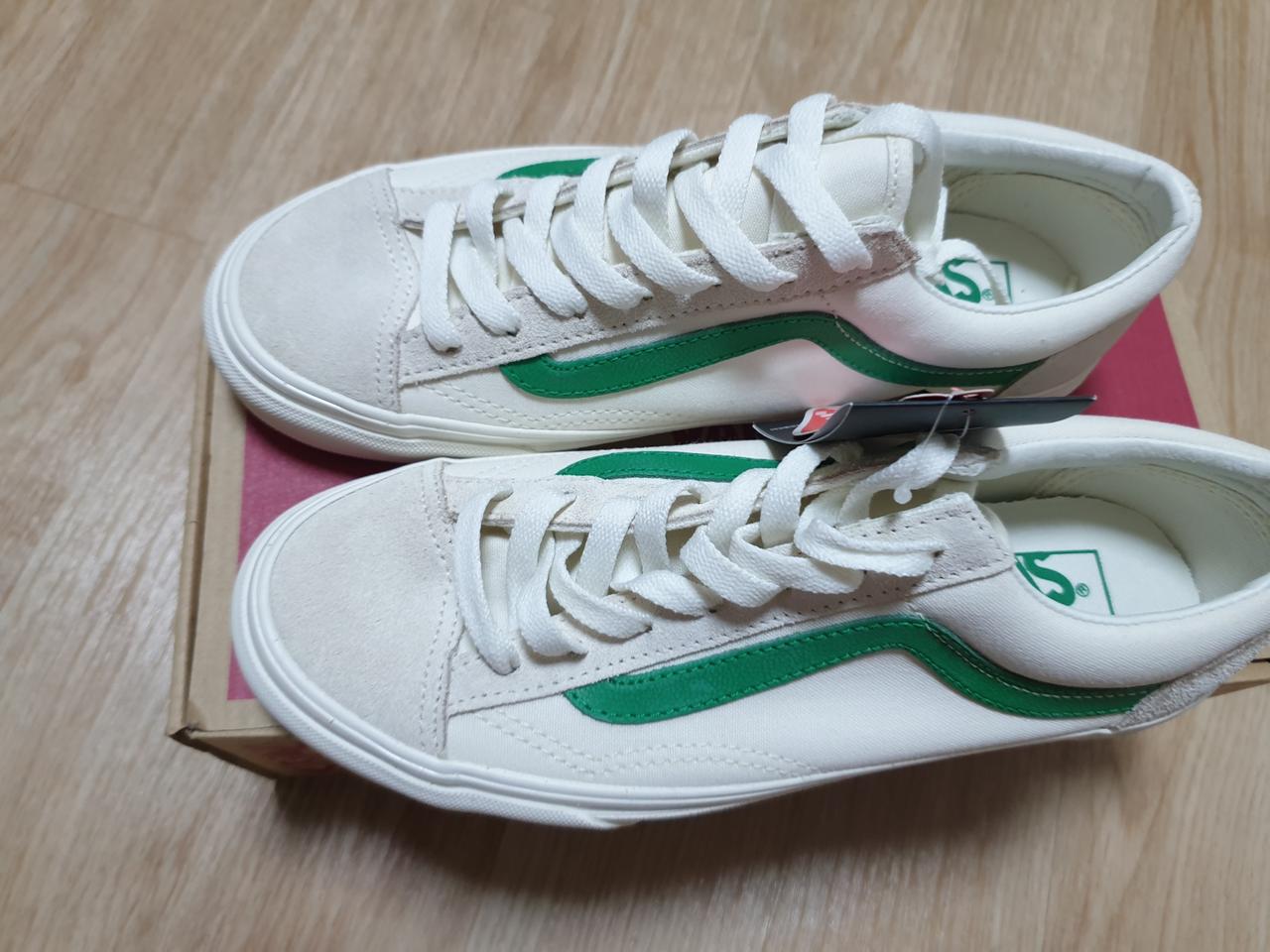 반스스타일36그린 245 새상품 정가 이하