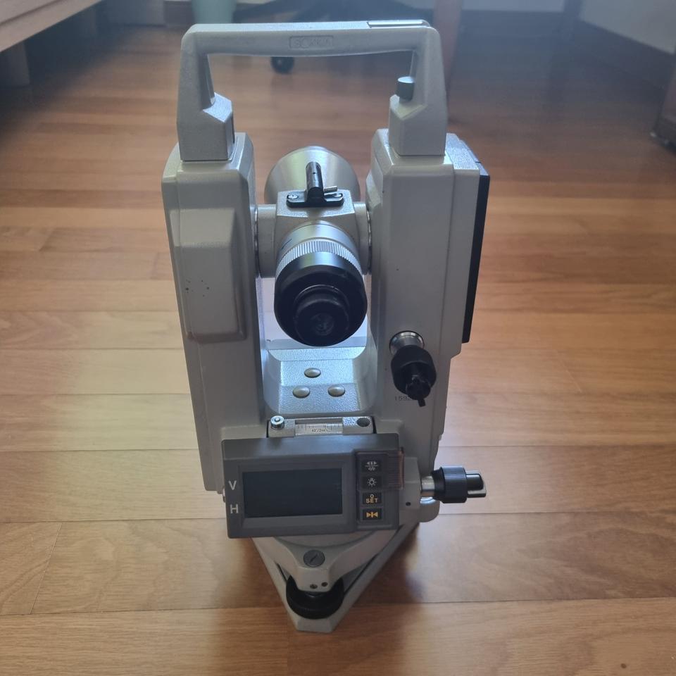 SOKKIA 소키아 데오도라이트 DT5S