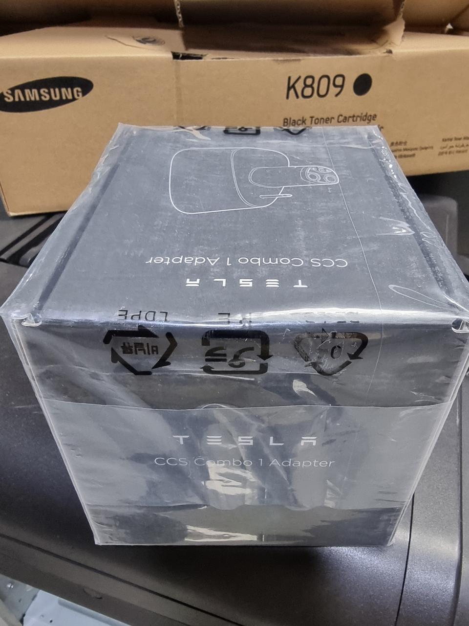 테슬라 DC 콤보 어댑터