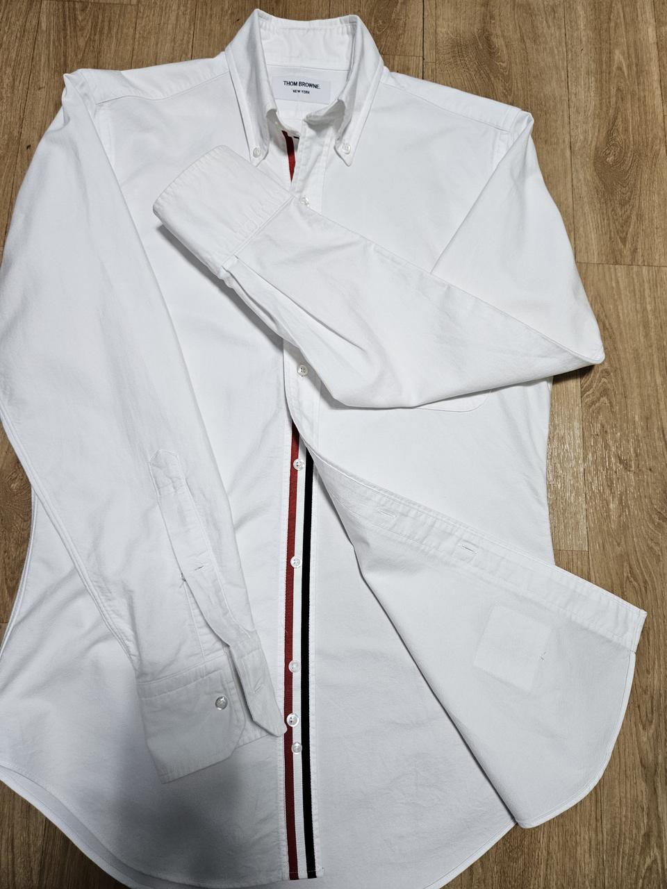 톰브라운셔츠(사이즈2)