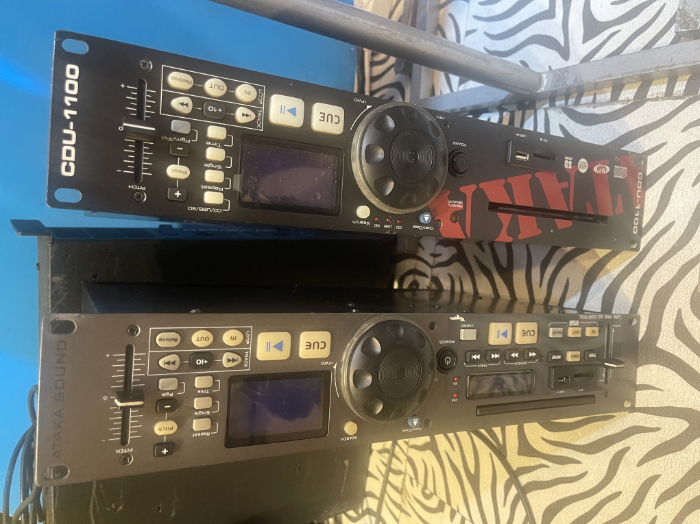 아타카 CDU-1100   CD 플레이어 판매교환