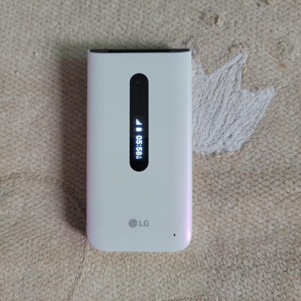 LG폴더2 화이트 Y120S..8GB. .유심3사호환