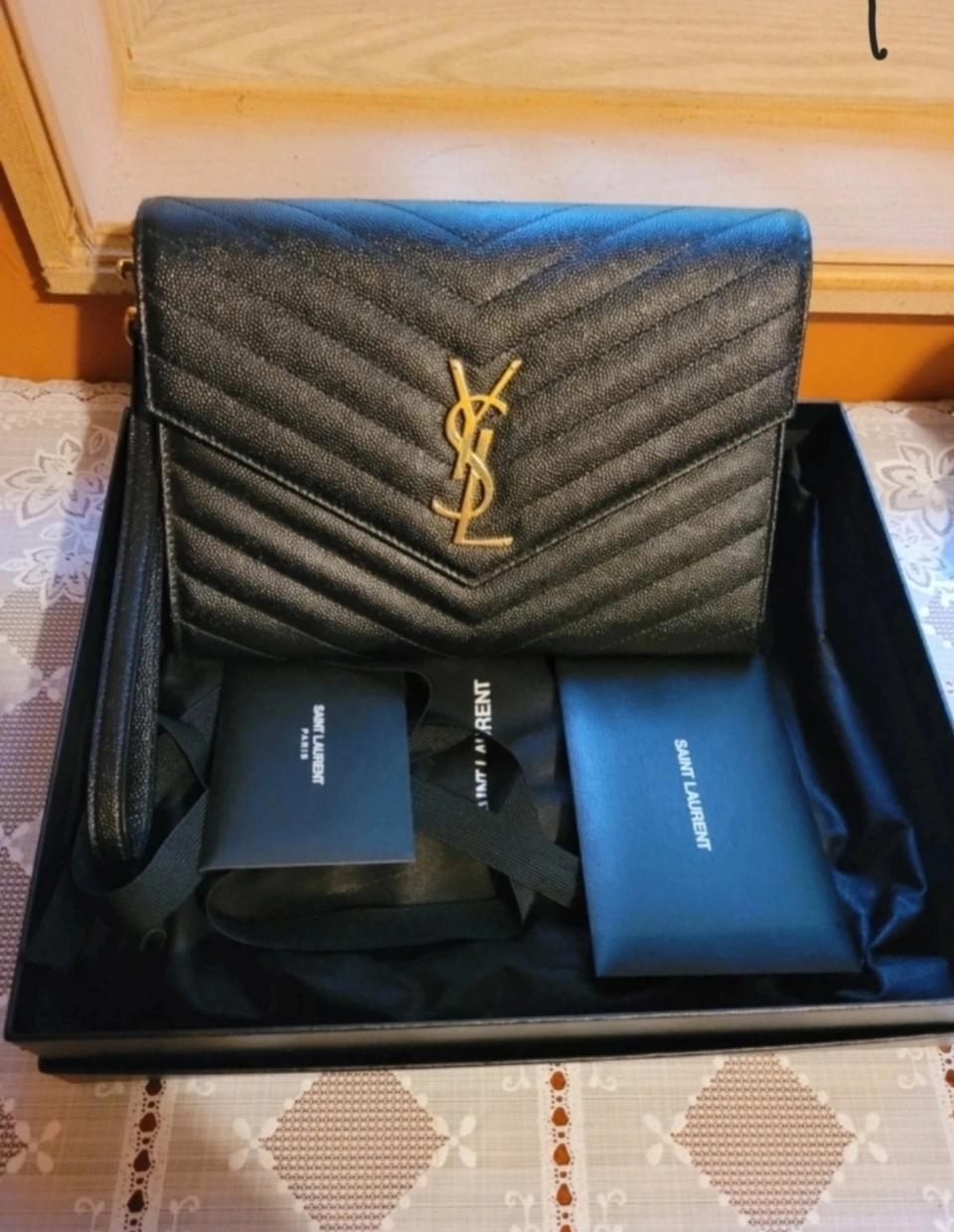 입생로랑 클러치 정품