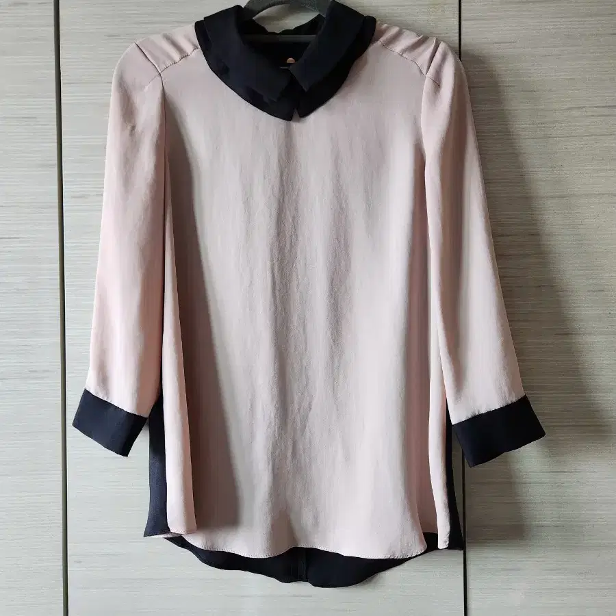 잇미샤 블라우스 44사이즈 카라탈부착 가능