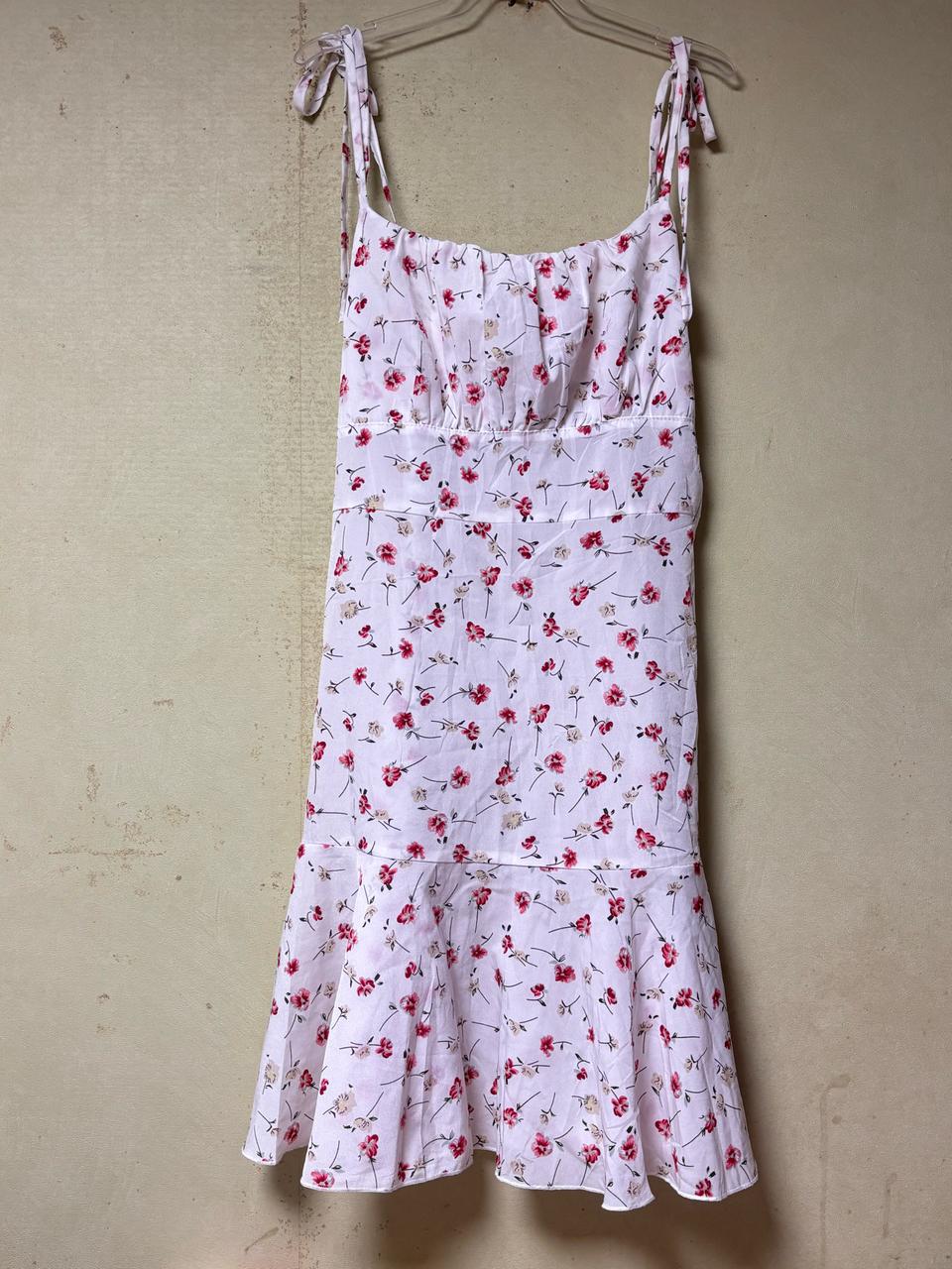 새옷 꽃무늬원피스 데이트룩 흰색원피스 셔링치마 공주원피스 스몰사이즈