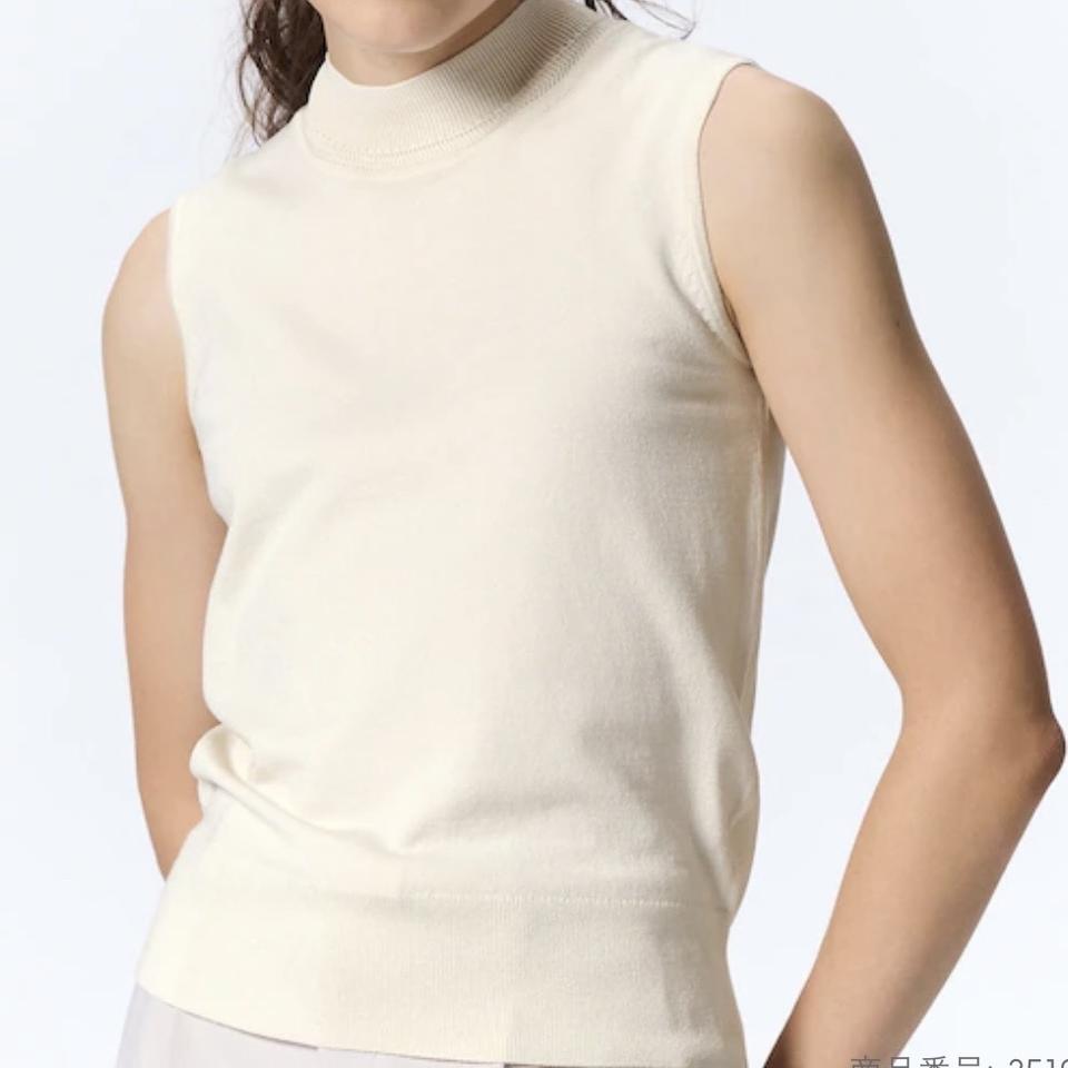 (새상품) 하이넥 나시 니트