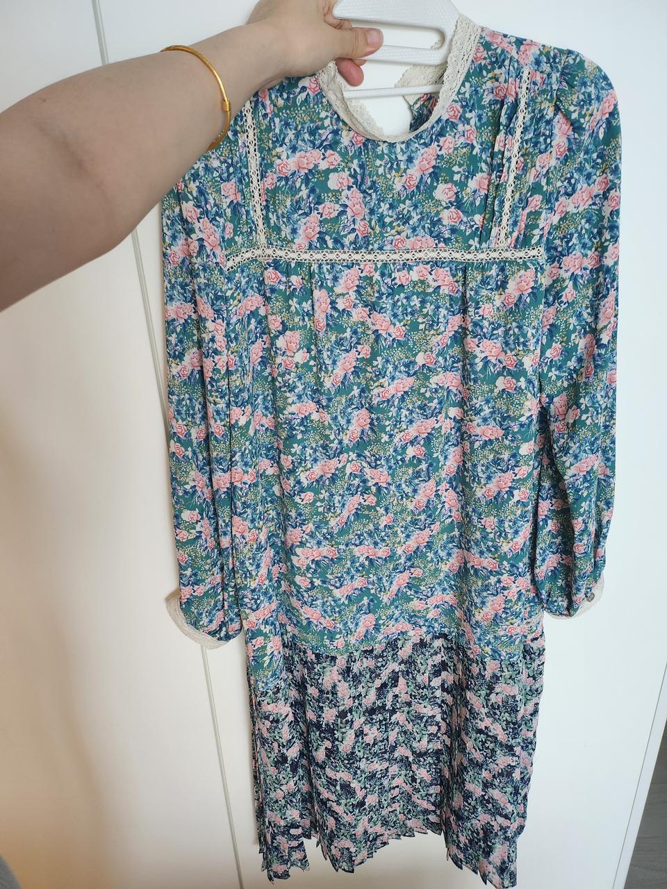 써스데이아일랜드원피스