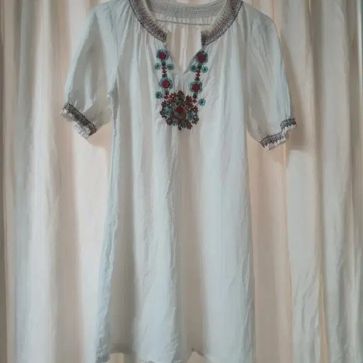 미니 원피스 긴티 레이어드룩 휴가룩