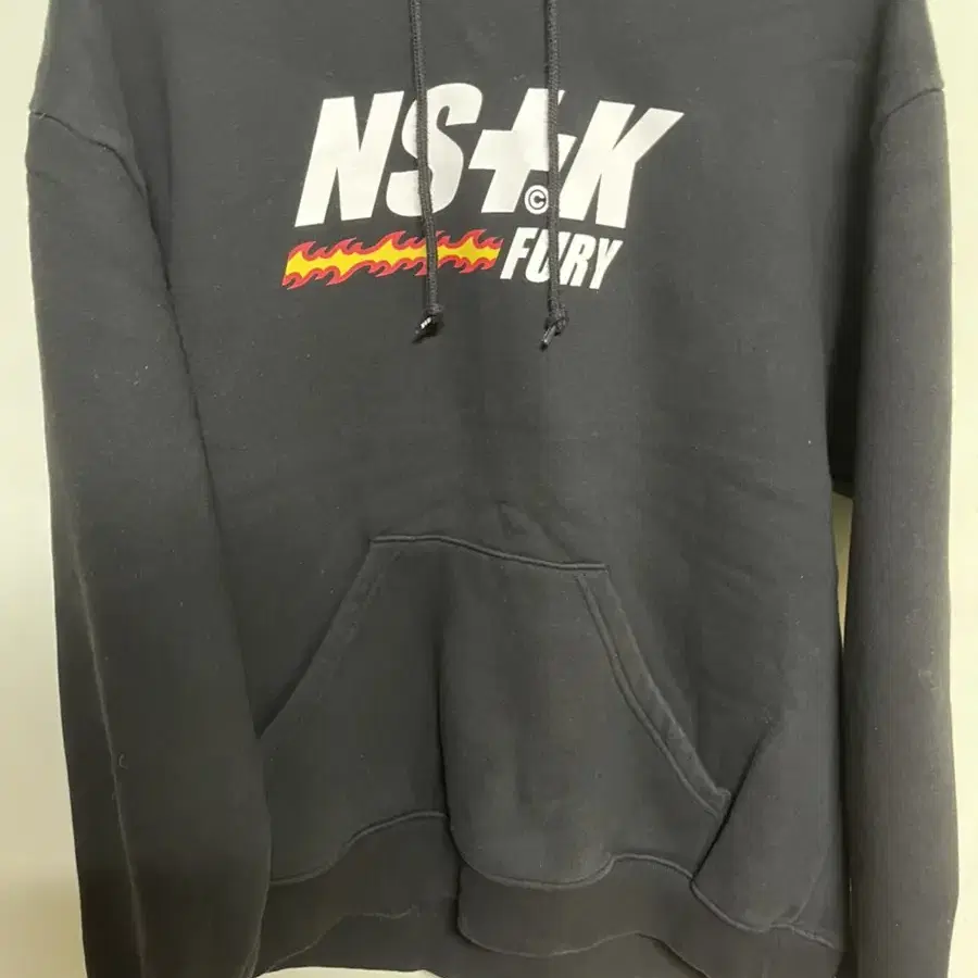 (L) 네스티킥 퓨리 후드티