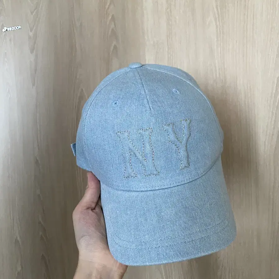 새상품) MLB 쿠퍼스 엠보로고 데님 볼캡